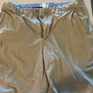 Light weight khaki shorts!